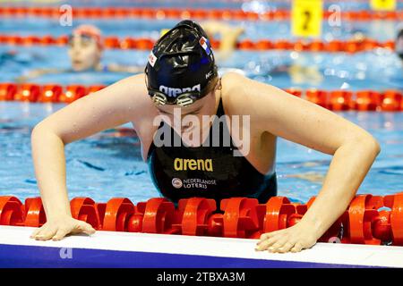 Otopeni, Romania. 9 dicembre 2023. OTOPENI, ROMANIA - 9 DICEMBRE: Silke Holkenborg dei Paesi Bassi dopo aver gareggiato nei 200 m Freestyle femminili durante i campionati europei di nuoto a corto raggio del 2023 il 9 dicembre 2023 a Otopeni, Romania. (Foto di Nikola Krstic/BSR Agency) credito: BSR Agency/Alamy Live News Foto Stock