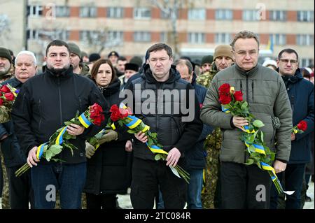 Non esclusiva: LEOPOLI, UCRAINA - 6 DICEMBRE 2023 - Capo ad interim del Consiglio regionale di Leopoli Yurii Kholod, amministratori militari regionali di Leopoli Foto Stock