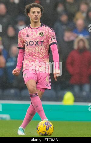 Blackburn, Regno Unito. 31 agosto 2023. Ethan Ampadu n. 4 del Leeds United durante il match per il campionato Sky Bet Blackburn Rovers vs Leeds United a Ewood Park, Blackburn, Regno Unito, 9 dicembre 2023 (foto di Steve Flynn/News Images) a Blackburn, Regno Unito il 31/8/2023. (Foto di Steve Flynn/News Images/Sipa USA) credito: SIPA USA/Alamy Live News Foto Stock