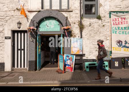 Coloratissimo negozio di Kinsale, contea di Cork, Irlanda Foto Stock
