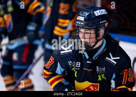 Stoccolma, Stoccolma, Svezia. 10 dicembre 2023. Djurgarden Hana Haasova durante la partita in SDHL tra Djurgarden IF e Linkoping HC su Hovet il 10 dicembre a Stoccolma (Credit Image: © Johan Dali/ZUMA Press Wire) SOLO PER USO EDITORIALE! Non per USO commerciale! Crediti: ZUMA Press, Inc./Alamy Live News Foto Stock