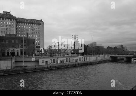 Fiume Flint nel centro di Flint, Michigan, Stati Uniti Foto Stock