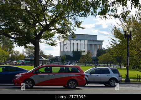 Il Lincoln Memorial visto da Constitution Ave a Washington DC Foto Stock