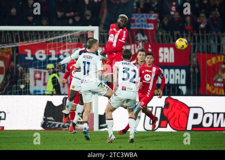 Monza, Italie. 10 dicembre 2023. Jean-Daniel Akpa-Akpro durante il campionato italiano di serie A partita tra AC Monza e Genoa CFC il 10 dicembre 2023 allo stadio U-Power di Monza, Italia - foto Morgese-Rossini/DPPI Credit: DPPI Media/Alamy Live News Foto Stock