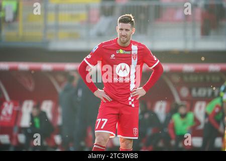 Monza, Italie. 10 dicembre 2023. Georgios Kyriakopoulos (AC Monza) durante il campionato italiano di serie A partita tra AC Monza e Genoa CFC il 10 dicembre 2023 allo stadio U-Power di Monza, Italia - foto Morgese-Rossini/DPPI Credit: DPPI Media/Alamy Live News Foto Stock