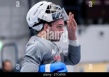 Mannheim, Deutschland. 10 dicembre 2023. Tobias Walter (Torwart, MHC, 21), Einzelbild, Einzelfoto, Aktion, Action, 10.12.2023, Mannheim (Deutschland), Hallenhockey, 1) Bundesliga Süd, Herren, Mannheimer HC - SC Frankfurt 1880 credito: dpa/Alamy Live News Foto Stock