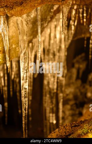 Grotta di ghiaccio di Narusawa nel parco nazionale di Fuji, Giappone Foto Stock