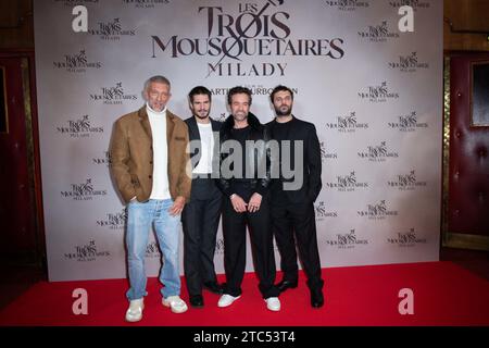 Parigi, Francia. 10 dicembre 2023. Pio Marmai, Vincent Cassel, Romain Duris e Francois Civil assistono al Les Trois Mousquetaires : Milady (i tre moschettieri: Milady) Premiere al Cinema le Grand Rex di Parigi, in Francia il 10 dicembre 2023. Foto di Aurore Marechal/ABACAPRESS.COM credito: Abaca Press/Alamy Live News Foto Stock