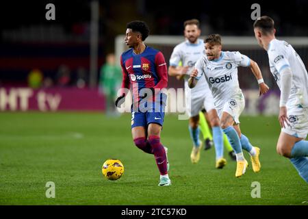 Barcellona, ESP. 10 dicembre 2023. FC BARCELONA vs GIRONA FC 10 dicembre 2023 Alejandro Balde (3) del FC Barcelona durante la partita tra FC Barcelona e Girona FC corrispondente al sedicesimo giorno di la Liga EA Sports allo Stadio Olimpico Lluis Companys di Montjuic a Barcellona, Spagna. Crediti: Rosdemora/Alamy Live News Foto Stock