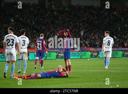 Barcellona, ESP. 10 dicembre 2023. FC BARCELONA vs GIRONA FC 10 dicembre 2023 Pedri (8) del FC Barcelona reagisce durante la partita tra FC Barcelona e Girona FC corrispondente al sedicesimo giorno di la Liga EA Sports allo Stadio Olimpico Lluis Companys di Montjuic a Barcellona, Spagna. Crediti: Rosdemora/Alamy Live News Foto Stock