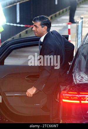 Londra, Regno Unito. 11 dicembre 2023. Rishi Sunak, il primo ministro arriva per testimoniare all'inchiesta britannica Covid-19. L'inchiesta è un'indagine pubblica indipendente sulla risposta del Regno Unito alla pandemia di COVID-19 e sull'impatto di questa pandemia e sull'apprendimento di lezioni per il futuro che si terrà presso Dorland House nella zona ovest di Londra. Crediti: MARTIN DALTON/Alamy Live News Foto Stock