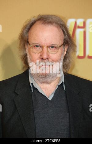 Saenger Benny Andersson ABBA, SWE - Roter Teppich ZDF Show Spendengala zugunsten der Deutschen Krebshilfe Willkommen bei Carmen Nebel aus der TUI Arena di Hannover - Fotografiert AM 30.09.2017 *** Saenger Benny Andersson ABBA, SWE Red Carpet ZDF Show Spendengala zugunsten der Deutschen Krebshilfe Benvenuti a Carmen Nebel dalla TUI Arena di Hannover fotografato il 30 09 2017 Pressebuero Schroedter Credit: Imago/Alamy Live News Foto Stock