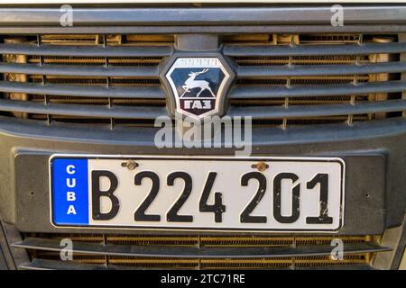 Logo di un veicolo o di un'auto Russian Gaz, Santa Clara, Cuba Foto Stock