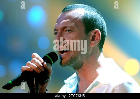 Milano Italia 2007-03-22 : Biagio Antonacci, cantante italiano, durante il programma televisivo musicale Rai 'CD LIVE' Foto Stock