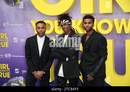 Elan Ben Ali, Fabrice "Fab" Morvan, Tijan Njie frequenta il Berliner Filmpremiere "Girl You Know IT's True" - 05.12.23 Zoo Palast Foto Stock