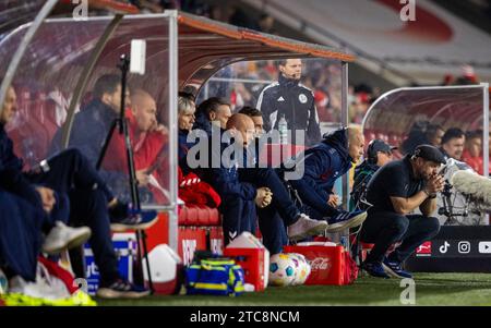 Colonia, Germania. 10 dicembre 2023. Trainer Steffen Baumgart (Köln) 1.FC Köln - FSV Mainz 05 10.12.2023 Copyright (nur für journalistische Zwecke) by Foto Stock