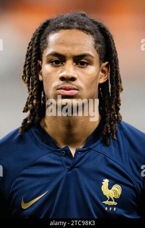 Giacarta, Indonesia - 22 novembre: La Francia Mathis Amougou durante il turno della Coppa del mondo Under-17 tra la Francia e il Senegal allo Stadio Internazionale di Giacarta il 22 novembre 2023 a Giacarta, Indonesia. (Foto di Sports Press Photo) (Eurasia Sport Images/SPP) credito: SPP Sport Press Photo. /Alamy Live News Foto Stock