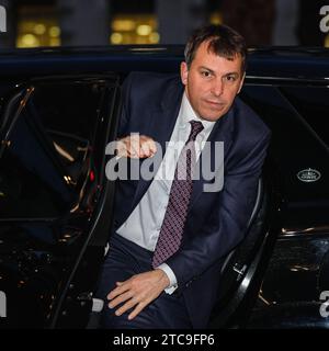 Londra, Regno Unito. 11 dicembre 2023. John Glen, Paymaster General e Ministro dell'Ufficio di Gabinetto, è visto entrare nell'Ufficio di Gabinetto a Whitehall questa sera in un giorno turbolento per il governo conservatore. Crediti: Imageplotter/Alamy Live News Foto Stock