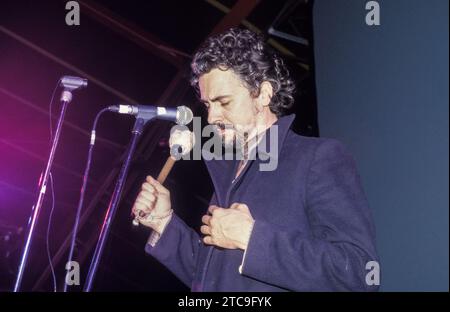 WAYNE COYNE, FLAMING LIPS, 1999: Wayne Coyne della rock band The Flaming Lips Playing at Reading Festival, 29 agosto 1999. La band era in tour con il loro iconico e premiato nono album in studio "The Soft Bulletin". Foto: Rob Watkins Foto Stock