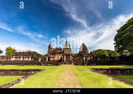 Parco storico di Phimai, antico tempio Khmer, Nakhon Ratchasima, Isan, Thailandia, sud-est asiatico, Asia Foto Stock