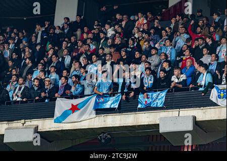 Madrid, Spagna. 11 dicembre 2023. I tifosi del Celta Vigo hanno visto durante la partita di calcio la Liga EA Sports 2023/24 tra Rayo Vallecano e Celta Vigo allo stadio Vallecas di Madrid, Spagna. Credito: Agenzia fotografica indipendente/Alamy Live News Foto Stock