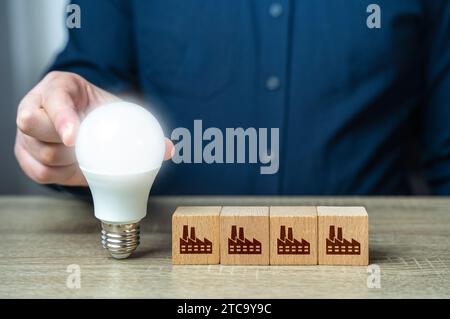 Fonti di energia affidabili per l'industria. Innovazione e tecnologia per l'economia industriale. Produzione e produzione di energia elettrica. Quarta R. Industriale Foto Stock