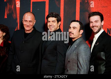 ROMA, ITALIA - 11 DICEMBRE: Valerio Mastandrea, Toni Servillo, Adriano Giannini, Gianmarco Franchini, Silvia Salvatori, Stefano Sollima, Pierfrancesco Foto Stock