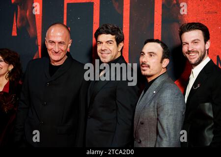 ROMA, ITALIA - 11 DICEMBRE: Valerio Mastandrea, Toni Servillo, Adriano Giannini, Gianmarco Franchini, Silvia Salvatori, Stefano Sollima, Pierfrancesco Foto Stock