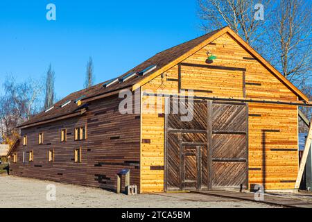 Esterno del cantiere restaurato recentemente presso l'Heritage Britannia Ship Yard a Steveston, Canada Foto Stock