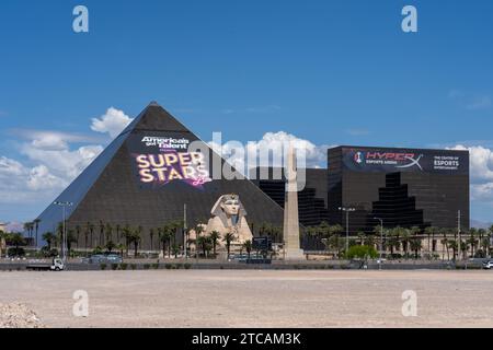 Luxor Hotel and Casino sulla Strip di Las Vegas a Las Vegas, Nevada, Stati Uniti Foto Stock