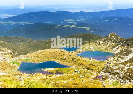 Veiw aeree dei sette laghi di Rila nel Parco nazionale di Rila, Bulgaria Foto Stock