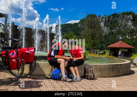 Pista ciclabile dell'Elba a Rathen Foto Stock