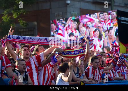 18/05/2014. Atmosfera celebrativa nella Plaza de Neptuno per la vittoria dell'Atletico nella foto del campionato, Isabel Permuy ARCHDC. Crediti: Album / Archivo ABC / Isabel B Permuy Foto Stock