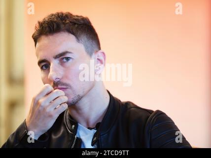 Madrid, 12/04/2018. Intervista a Jorge Lorenzo pilota di Moto GP che ha pubblicato il libro "cosa ho imparato fino a 30 anni". Foto: Ignacio Gil ARCHDC. Crediti: Album / Archivo ABC / Ignacio Gil Foto Stock