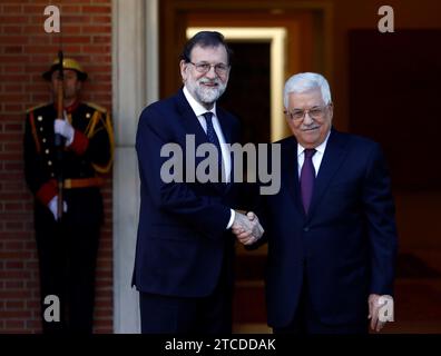 Madrid, 20/11/2017. Il Presidente del governo Mariano Rajoy riceve il Presidente dell'Autorità nazionale palestinese Mahmoud Abbas a la Moncloa. Foto: Oscar del Pozo ARCHDC. Crediti: Album / Archivo ABC / Oscar del Pozo Foto Stock