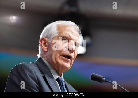 Bruxelles, Belgio. 11 dicembre 2023. © Nicolas Landemard/le Pictorium/MAXPPP - Bruxelles 11/12/2023 le Chef de la diplomatie europeenne Josep Borrell durant sa Conference de presse a l'Issue du conseil des affaires etrangeres europeen dans la capitale belge. Credito: MAXPPP/Alamy Live News Foto Stock