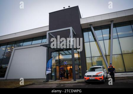 Charleroi, Belgio. 12 dicembre 2023. La figura mostra l'inaugurazione del centro di formazione della polizia federale, a Jumet, Charleroi, martedì 12 dicembre 2023. BELGA PHOTO VIRGINIE LEFOUR Credit: Belga News Agency/Alamy Live News Foto Stock