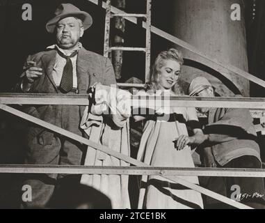 Touch of Evil Behind the Scenes Candid 1958 Orson Welles Janet Leigh Noir Foto Stock