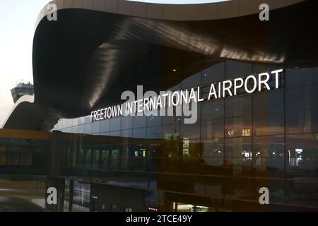 Vista generale dell'aeroporto internazionale di Freetown in Sierra Leone, Africa. Foto Stock