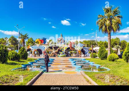 Batumi, Georgia - 14 settembre 2023. Colorato Cafe Fantasy. Foto Stock