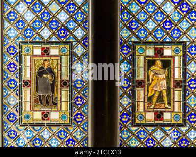 Vetri colorati, Palacio Güell, Carrer Nou de la Rambla, 3-5, 08001 Barcellona, Espagne Foto Stock