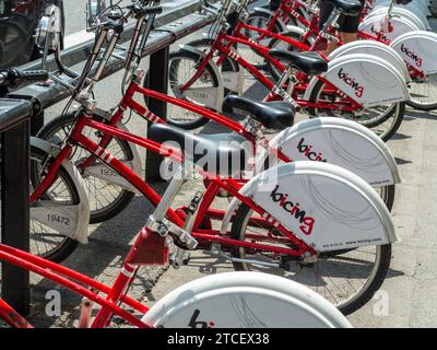 Stazione di bike sharing, Barcellona, Spagna. Foto Stock