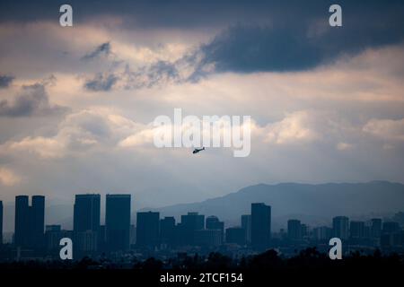 Tempesta nuvole su Koreatown, Los Angeles Foto Stock