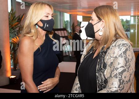 Madrid, 22/06/2021. I re di Spagna Don Felipe e Doña Letizia presentano i premi Mariano de Cavia, Luca de Tena e Mingote a Javier Cercas, José María Carrascal e Ricardo. Foto: De San Bernardo. ARCHDC. Crediti: Album / Archivo ABC / Eduardo San Bernardo Foto Stock