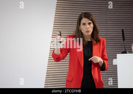 Madrid, 30/03/2022. ABC Health Forum, 'cancro del colon. Prevenzione e trattamento". Oratori: José Ignacio Martín Valdés, Santiago González, Pedro Robledo, Ricardo Cubedo, Pilar Sánchez vera, Irene López Rojo e Ana Garnica. Foto: Isabel Permuy. ARCHDC. Crediti: Album / Archivo ABC / Isabel B. Permuy Foto Stock