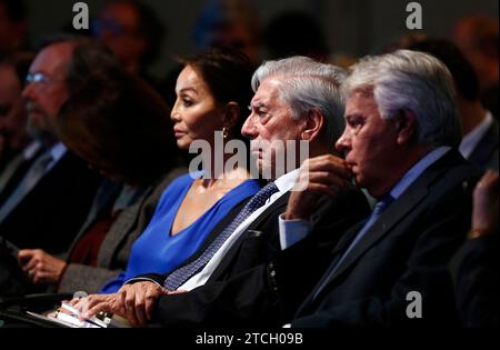 Madrid, 29/03/2016. Evento tributo a Mario Vargas Llosa con l'assistenza del presidente in carica del governo Mariano Rajoy, degli ex presidenti José María Aznar e Felipe González, tra gli altri. Foto: Oscar del Pozo ARCHDC. Crediti: Album / Archivo ABC / Oscar del Pozo Foto Stock