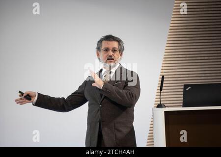 Madrid, 30/03/2022. ABC Health Forum, 'cancro del colon. Prevenzione e trattamento". Oratori: José Ignacio Martín Valdés, Santiago González, Pedro Robledo, Ricardo Cubedo, Pilar Sánchez vera, Irene López Rojo e Ana Garnica. Foto: Isabel Permuy. ARCHDC. Crediti: Album / Archivo ABC / Isabel B. Permuy Foto Stock