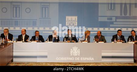 madrid, 11-27-2010.-incontro del presidente del governo jose luis rodriguez zapatero al palazzo moncloa con i principali uomini d'affari spagnoli.-foto ernesto acute.archdc. Crediti: Album / Archivo ABC / Ernesto Agudo Foto Stock