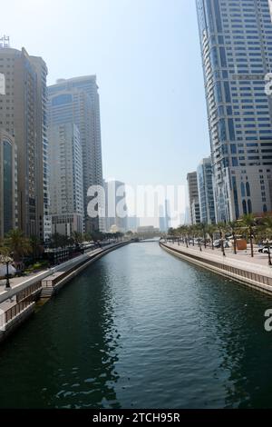 Al Qasba Canal a Sharjah, Emirati Arabi Uniti. Foto Stock