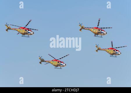 Sarang display Team al Dubai Air Show 2023 a Dubai, Emirati Arabi Uniti Foto Stock
